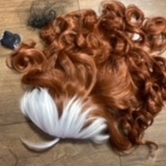 Red/Brown and white wig - Picture 1 of 4